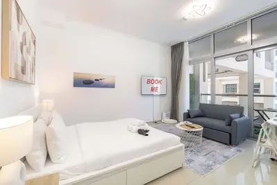 Spectacular Studio in Marina That Sleeps 3