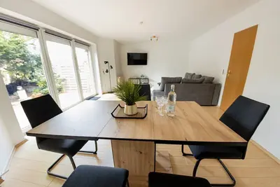 Image de Retreat between city & coast