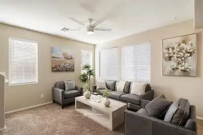 Image de 4-bedroom, 3 Bath Home in Gilbert—Pets Welcome