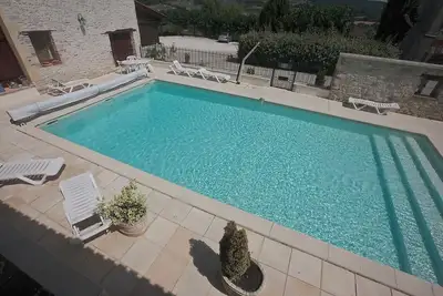 Image de maison de maitre 17 °siècle, vue panoramique, propriété de 15 ha arborée, calme