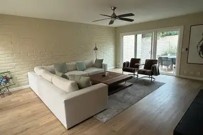 Image de Charming 2-bedroom townhome with Ac, fitness room in enchanting Tucson