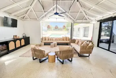 Image de Spacious Duncraig Dream Home, pool, outdoor entertaining!