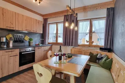 Image de Krottenkopf apartment \"No. 1\" /1 bedroom/shower, Wc - Alpenparadies, guest house