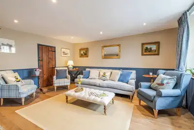 Image de The Old Swan - Cotswolds Self Catering Cottage in charming village, Sherston