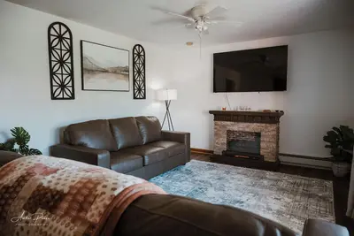 Image de Beautiful home near I-77/64 spilt perfect for a quick stay or West Virginia stay