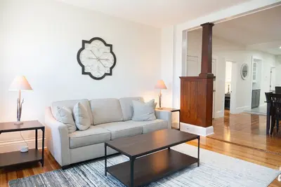 Image de Ironworks Urban Retreat|Pet Friendly|Rpi|Hospitals