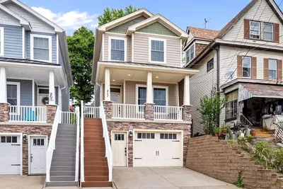 Image de 3Bed 3. 5Bath 1880SqFt, 85”Tv, Fenced Yard, Pets❤️Wd, Fios, Super Host, Clean!