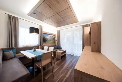 Image de Appartement 'Panorama - Die Panoramasuite Lll' avec vue sur la montagne, terrasse partagée et Wi-Fi