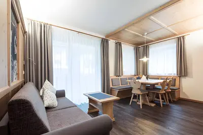 Image de Appartement 'Panorama - Die Bauernsuite Ll' avec vue sur les montagnes, terrasse partagée et Wi-Fi