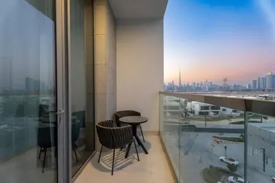 Image de Premium 1br Haven w/ Burj Khalifa, City Skyline Views, Pool, Gym & Balcony