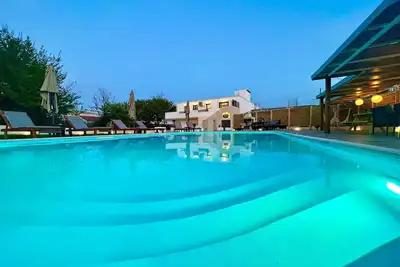Image de Beach Villa Verano with private pool