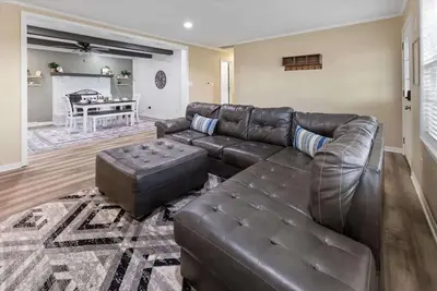 Image de 6br Family Home by Grand Park