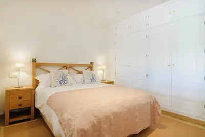 Image de Studio apartment in Rio Real very close to the Golf and the beach.