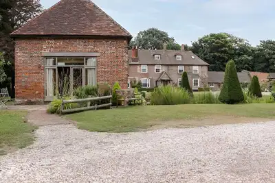 Image de Cottage With Hot Tub By White Cliffs of Dover