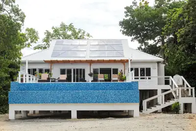 Image de Beach Front Villa Orchid with private pool