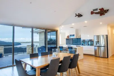 Image de The Peninsula - Luxury home surrounded by the Pambula River Mouth