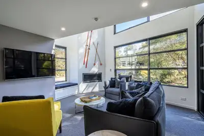 Image de Pilot 1 Chalet an expansive open plan 3 level ski chalet