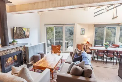 Image de Scarsdale a stunning chalet