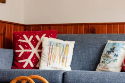 Image de Karoonda 1 Ski Cabin, your perfect Thredbo base with views from every window