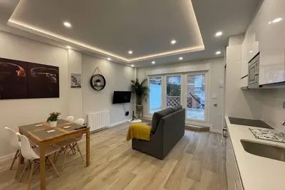 Image de Manresa university with terraces