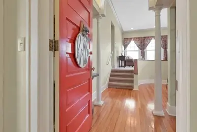 Image de Stunning Landmark Loft