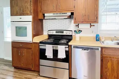Image de Covington Cottage —Cozy Three Bedroom Home
