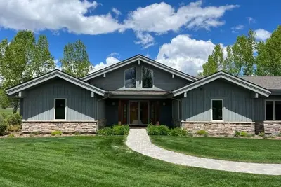 Image de Breathtaking, panoramic views of the Tetons will leave you spellbound!