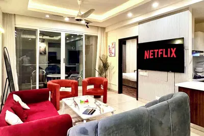 Image de Modern 2-bedroom apartment in Elysium, Islamabad - comfort & city views await!