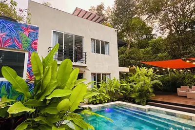Image de 4-bedroom villa in gorgeous Punta Leona near Playa Blanca & Jaco. Private pool