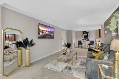 Image de Charming 2-bedroom apartment retreat, in enjoyable Marietta