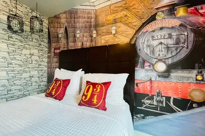Image de New Harry Potter themed room at Westside with Lazyriver@Disney