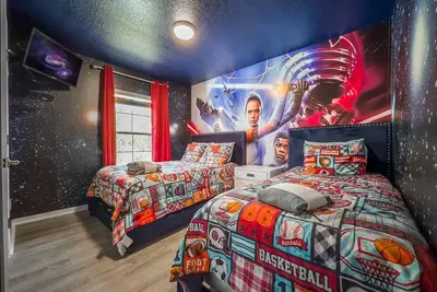 Image de 4-Bedroom Bay Lilly Townhouse w Pool