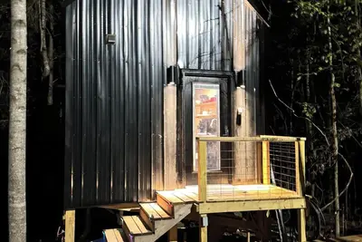 Image de The most unique getaway experience in North Mississippi!