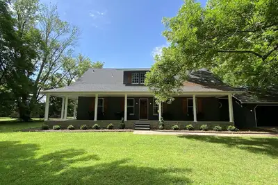 Image de Peaceful Farmhouse+2 King Beds+Game Room