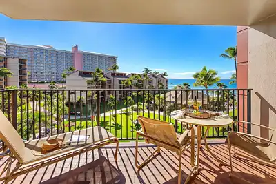 Image de Soak in the ocean view sea from your private lanai