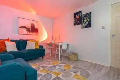 Image de 1 Bedroom Apartment Sleeps 4, Free parking, Tv