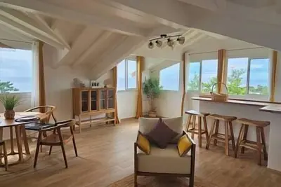 Image de L'écrin jaune : Appartement avec vue mer à 180°!