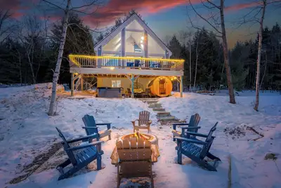 Image de 15minSundayRiver+Hot-tub+Sauna+Arcade