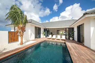 Image de Luxurious new villa with private pool, close to the Spanish Water and Jan Thiel