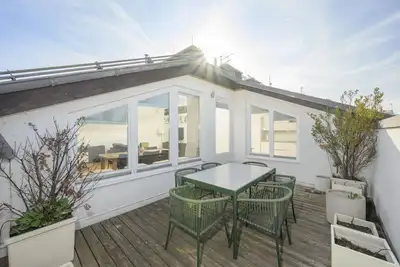 Image de Vienna Rooftop Haven | 120m², 3br, Terrace & City Views!