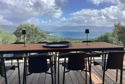 Image de Villa contemporaine vue mer piscine chauffée