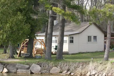 Image de Affordable Family Fun on the Platte Lakes Van Hammen Cottage #3