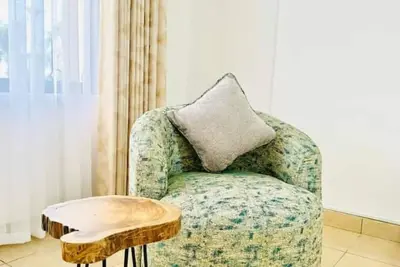 Seaside Serenity\n\n