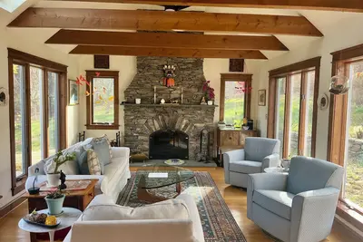 Image de Spacious 4-bedroom house in charming Clinton Corners with WiFi, Ac, fitness room