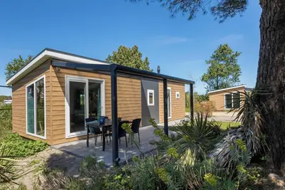 Image de Chalet - Holidaypark Fort den Haak | Vrouwenpolder (Pet allowed)