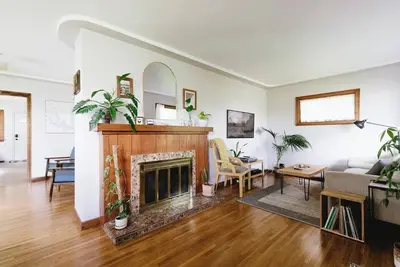 Image de Historic 2-bedroom home in Tacoma - Quiet escape close to everything