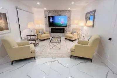 Image de Entire 4 bedroom Entire house in Mississauga\n\n