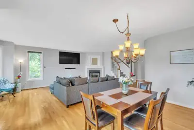 Image de Unique Luxurious Waterfront in Hampton