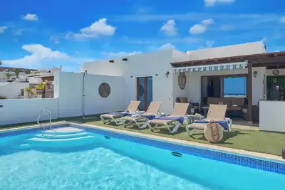 Image de Villa Vino Heated Pool, A/C, Spectacular Panoramic Sea views