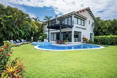 Image de Las Terrazas Punta Mita - Black Friday Sale at Tripintravel\n